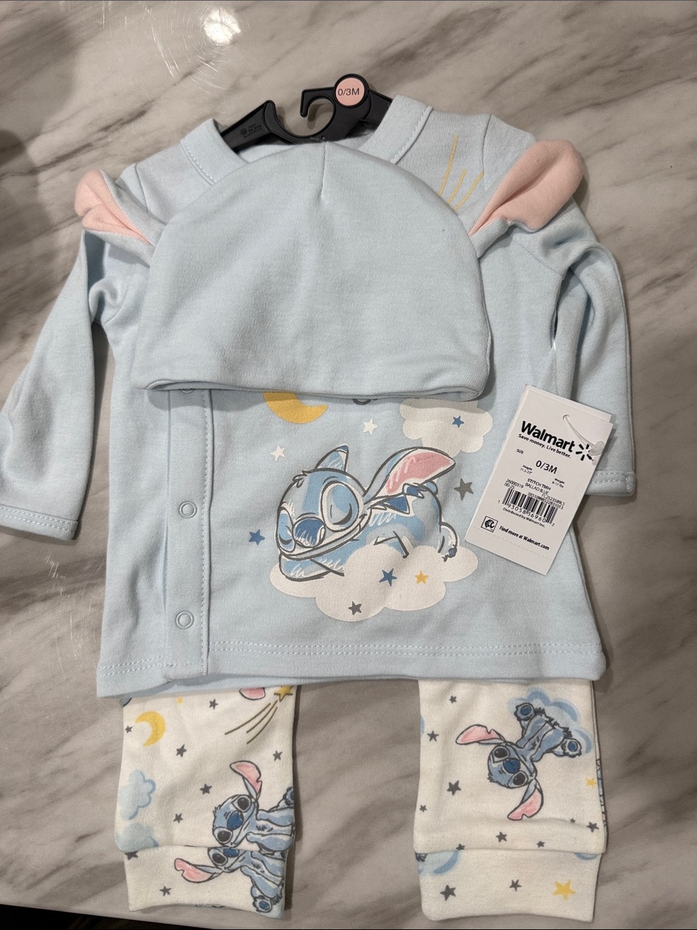 Baby outfit stitch